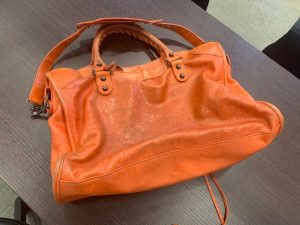 バレンシアガ　シティ