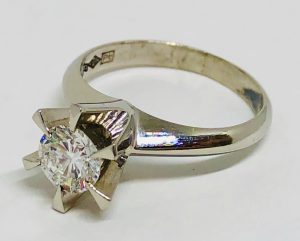 50972EBE-0051-4571-9819-E211F12C2DEB_1_201_a