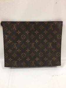 ファスナーが閉じないヴィトンのセカンドバッグを買取させて頂いた大吉イオンタウン諏訪の森店です!