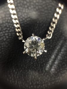 ダイヤモンドネックレスの高価買取は大吉綾瀬タウンヒルズ店にお任せを!!