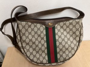 グッチ アクセサリーコレクション ハーフムーン