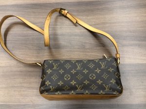 ヴィトンのショルダーバッグを高価買取!大吉綾瀬タウンヒルズ店☆