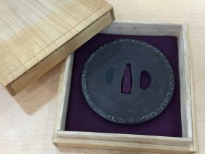 鍔などの刀装具もお買取りしております!大吉綾瀬タウンヒルズ店です!