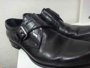 大吉調布店で買取りしたヴィトン（LV）の靴