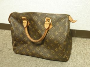 古いヴィトンのバッグ,売る,厚木