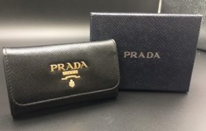 プラダ買取取手