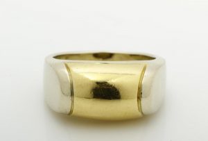 ブルガリ　トロンケットリング