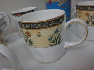 大吉調布店で買取りしたブランド 食器