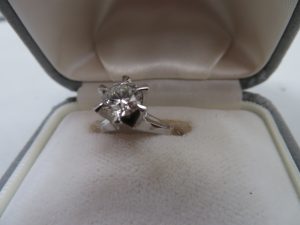 ダイヤモンドリングをお買取りさせて頂きました。