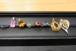 貴金属にダイヤ、ジュエリーのお買取は新長田の買取専門店大吉東急プラザ新長田店です