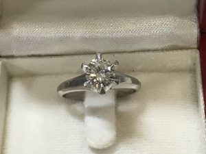 大吉国立店でダイヤモンドの指輪をお買取りしました!!