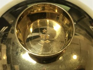 大吉国立店で純金の金杯をお買取りしました!!