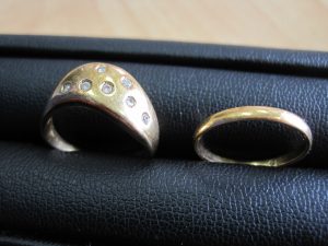 金のアクセサリーをお買取りしております。買取専門店大吉ゆめタウン中津店(大分県)です。