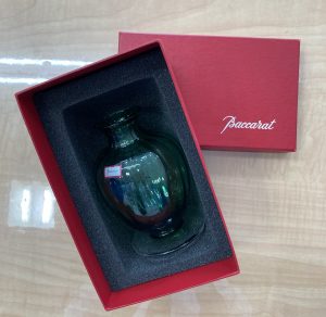 バカラのグラス売るなら城南区にある買取専門店大吉七隈四ツ角店へお越し下さいませ。