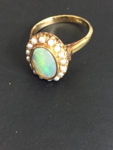 ☆金の指輪☆を買取りました。買取専門店大吉草加店です。