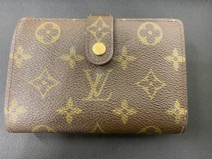 LV ポルトモネビエヴィエノワ