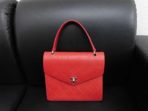 シャネルのバッグ高額です。買取専門店大吉JR八尾店。CHANELのバッグ高額。