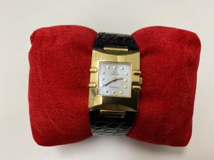 オメガのお買取も世田谷にある買取専門店大吉三軒茶屋店へお任せください!