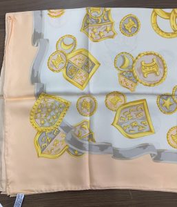 セリーヌ　八戸