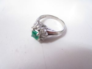 エメラルド 買取 新丸子