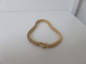 金のブレスレットのお買取なら日置市の買取専門店 大吉タイヨーグラード伊集院店!