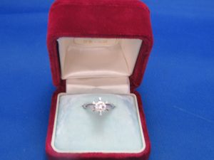 本日はダイヤモンドリングをお買取りさせて頂きました。