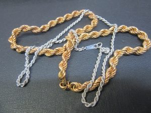 貴金属は相場高騰中の今がご売却のチャンス|大吉羽曳野店