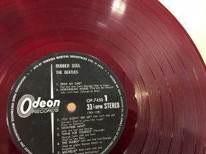 ビートルズの赤盤LPレコードをお買取り!!大吉綾瀬タウンヒルズ店☆