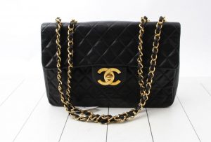 シャネル　デカマトラッセ