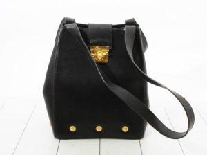 フェラガモ　ショルダー