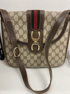 GUCCIシェリーLINEバッグ