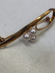 金を売るなら今が売り時です☆買取専門店大吉八王子店へお越し下さい。