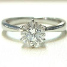 ダイヤを売るなら大吉国立店にお任せください!!