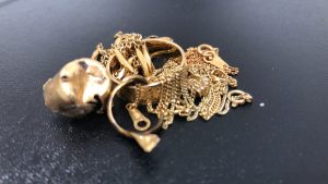 貴金属買取松山