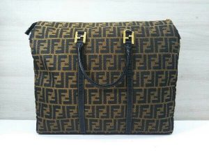 大吉鶴見店でフェンディのバックをお買取り致しました