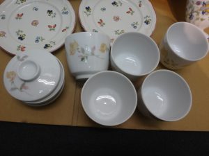 大吉調布店で買取した食器