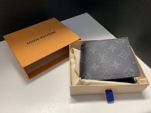 今回はLVのポルトフォイユマルコをお買取させて頂きました!大吉橋本高野口店です!