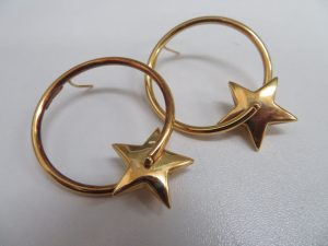 貴金属のアクセサリー 高価買取中です。