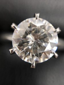 ダイヤモンド3ct＿SI2