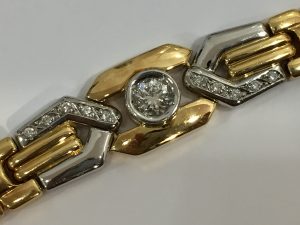 大きなダイヤ付きブレスレットを高価買取!!大吉綾瀬タウンヒルズ店♪