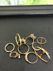 貴金属買取松山