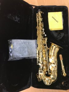 サックスの買取も大吉竜ケ崎店へ。