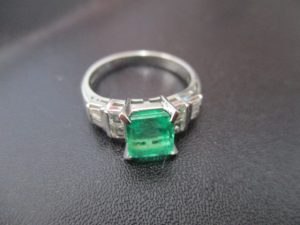 エメラルドの買取は大吉弘前高田店にお任せください‼
