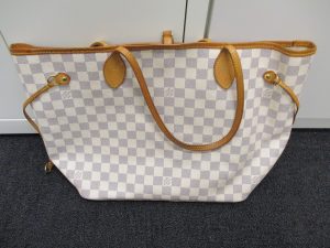 ☆ヴィトンのバッグ☆も買取ますよー!大吉草加店です!