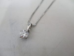 ☆ダイヤモンドのネックレス☆も買取ますよー！大吉草加店です！