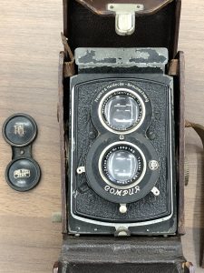 二眼レフカメラもお買取りしている大吉綾瀬タウンヒルズ店です!!