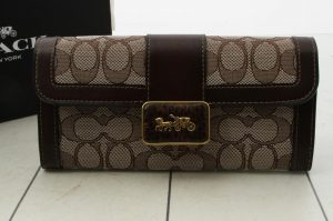 コーチ NEW アリー ウォレット