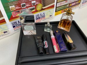 香水・化粧品は趣味に合わないと感じたその瞬間に!開封してようが、姶良市・買取専門店大吉タイヨー西加治木店へ!