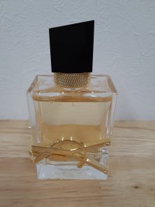 イブサンローラン 香水