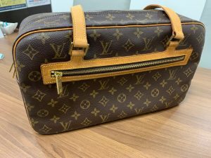 ヴィトン　シテ